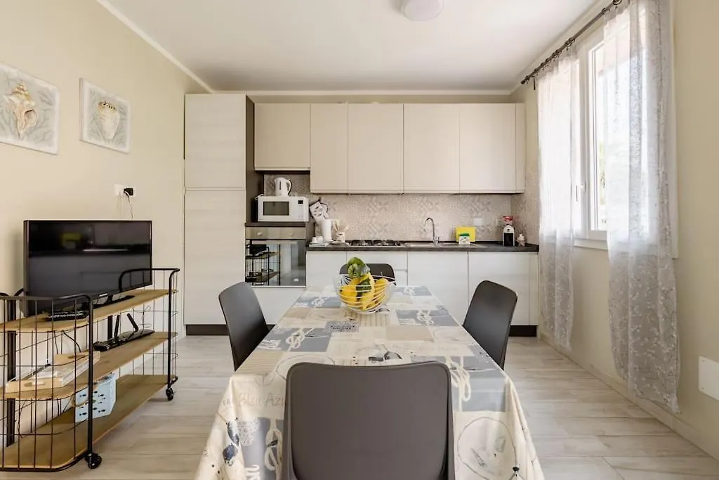 Laura Al Mare Apartment San Bartolomeo Al Mare
